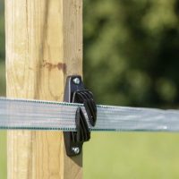 Izolatori pentru benzi de gard electric