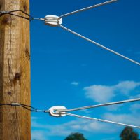 Izolatori de colț pentru gard electric